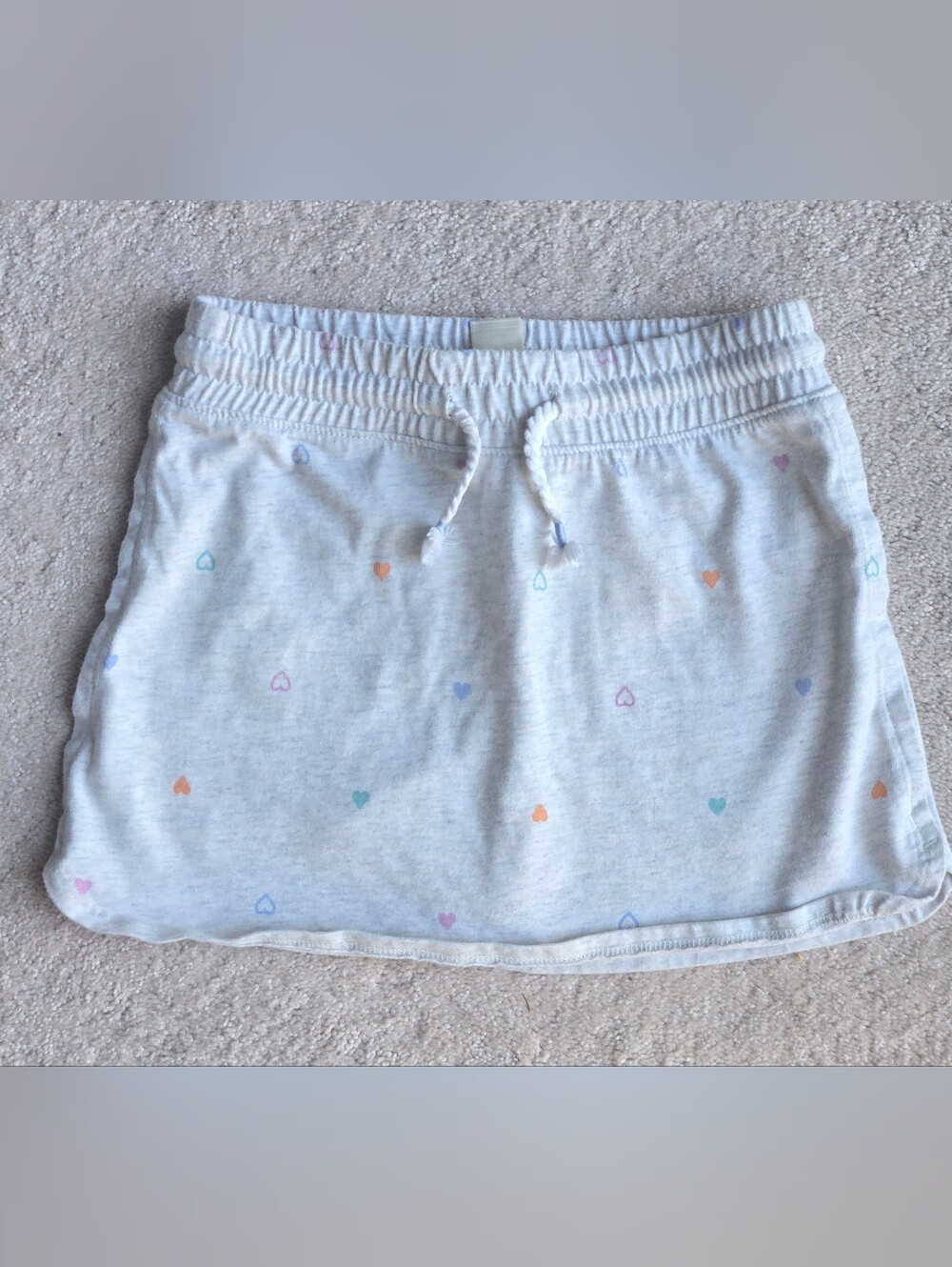 OshKosh B'gosh Heather Gray Skort with Pastel Heart Print Terry Material